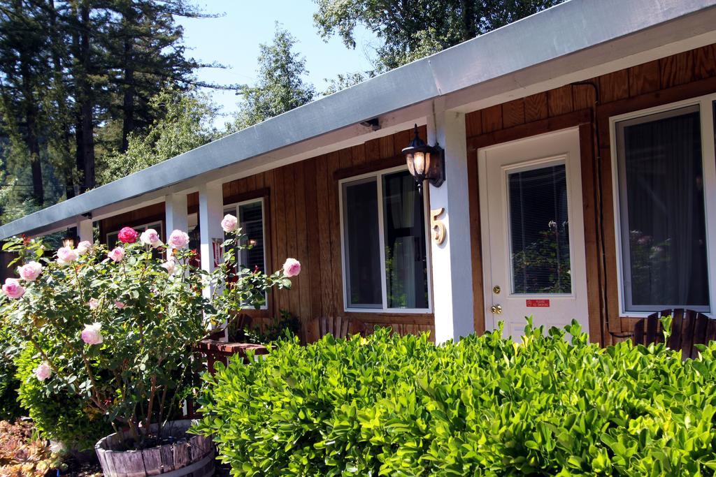 The Woods Hotel - Gay Lgbtq Cabins Герневилл Экстерьер фото